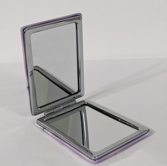 Kuromi Sanrio Kawaii Rectangle Double Sided Portable Folding Compact Mirror - Picture 4 of 6